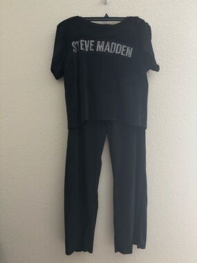✨NWT Steve Madden Black Velour Pajama Set with Rhinestone Logo✨